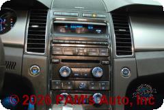 Vehicle photo 13