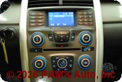 Vehicle photo 13