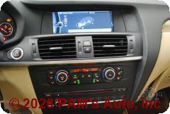 Vehicle photo 13