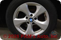 Vehicle photo 9