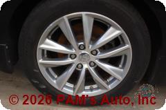 Vehicle photo 9