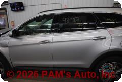 Vehicle photo 7