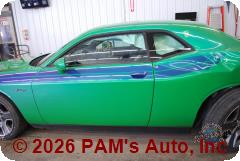 Vehicle photo 7