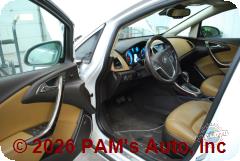 Vehicle photo 10