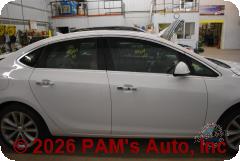 Vehicle photo 3