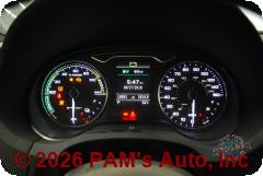 Vehicle photo 12