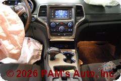 Vehicle photo 14