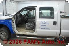 Vehicle photo 7