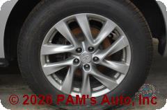 Vehicle photo 9