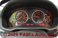 Vehicle photo 12