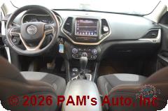 Vehicle photo 14