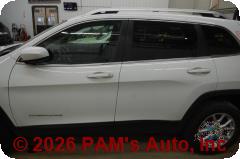 Vehicle photo 7