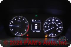 Vehicle photo 12