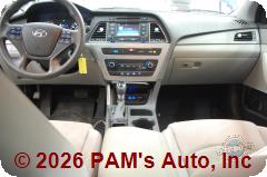 Vehicle photo 14