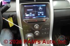 Vehicle photo 13