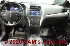 Vehicle photo 14