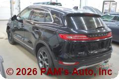 Vehicle photo 6