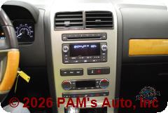 Vehicle photo 14