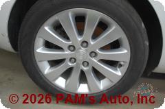 Vehicle photo 9