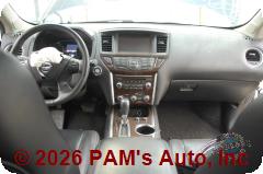Vehicle photo 14