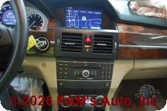 Vehicle photo 13