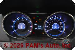 Vehicle photo 12