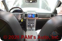 Vehicle photo 14