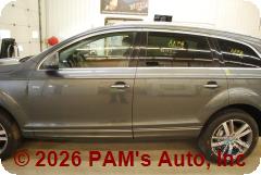 Vehicle photo 7