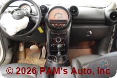 Vehicle photo 14