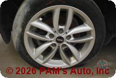 Vehicle photo 9