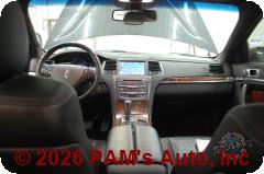Vehicle photo 14
