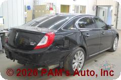 Vehicle photo 5