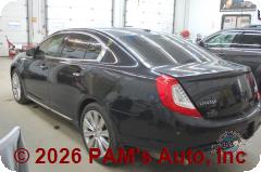 Vehicle photo 6