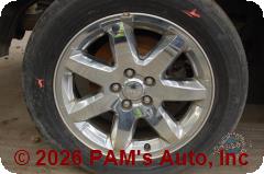 Vehicle photo 9