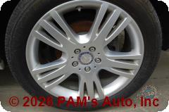Vehicle photo 9