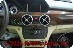 Vehicle photo 13