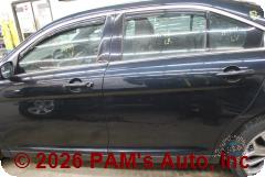 Vehicle photo 7