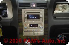 Vehicle photo 13
