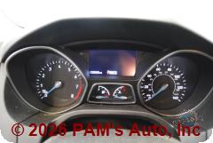 Vehicle photo 12