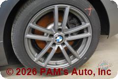 Vehicle photo 9