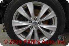 Vehicle photo 9