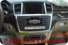 Vehicle photo 13