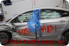 Vehicle photo 7
