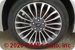 Vehicle photo 9