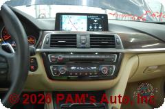 Vehicle photo 13