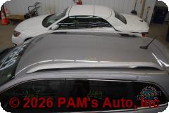 Vehicle photo 12