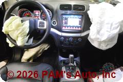 Vehicle photo 14