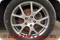 Vehicle photo 9