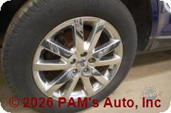 Vehicle photo 9