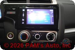 Vehicle photo 13